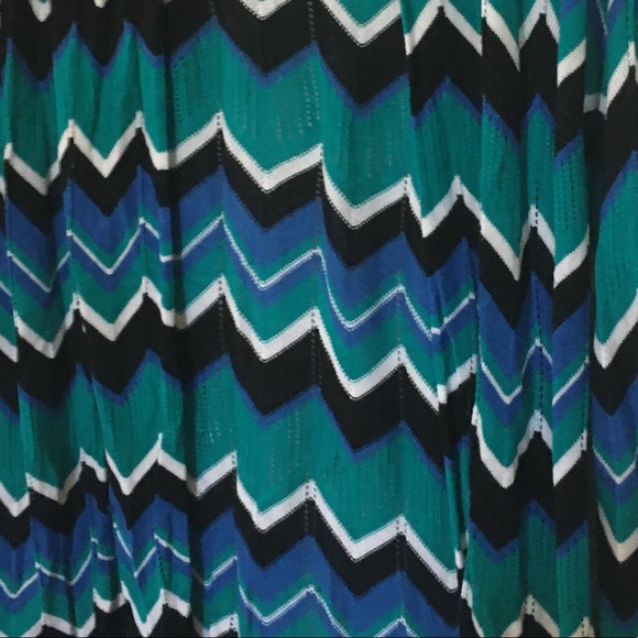Belldini Chevron Print Long Sleeve Cardigan - Picture 5 of 7